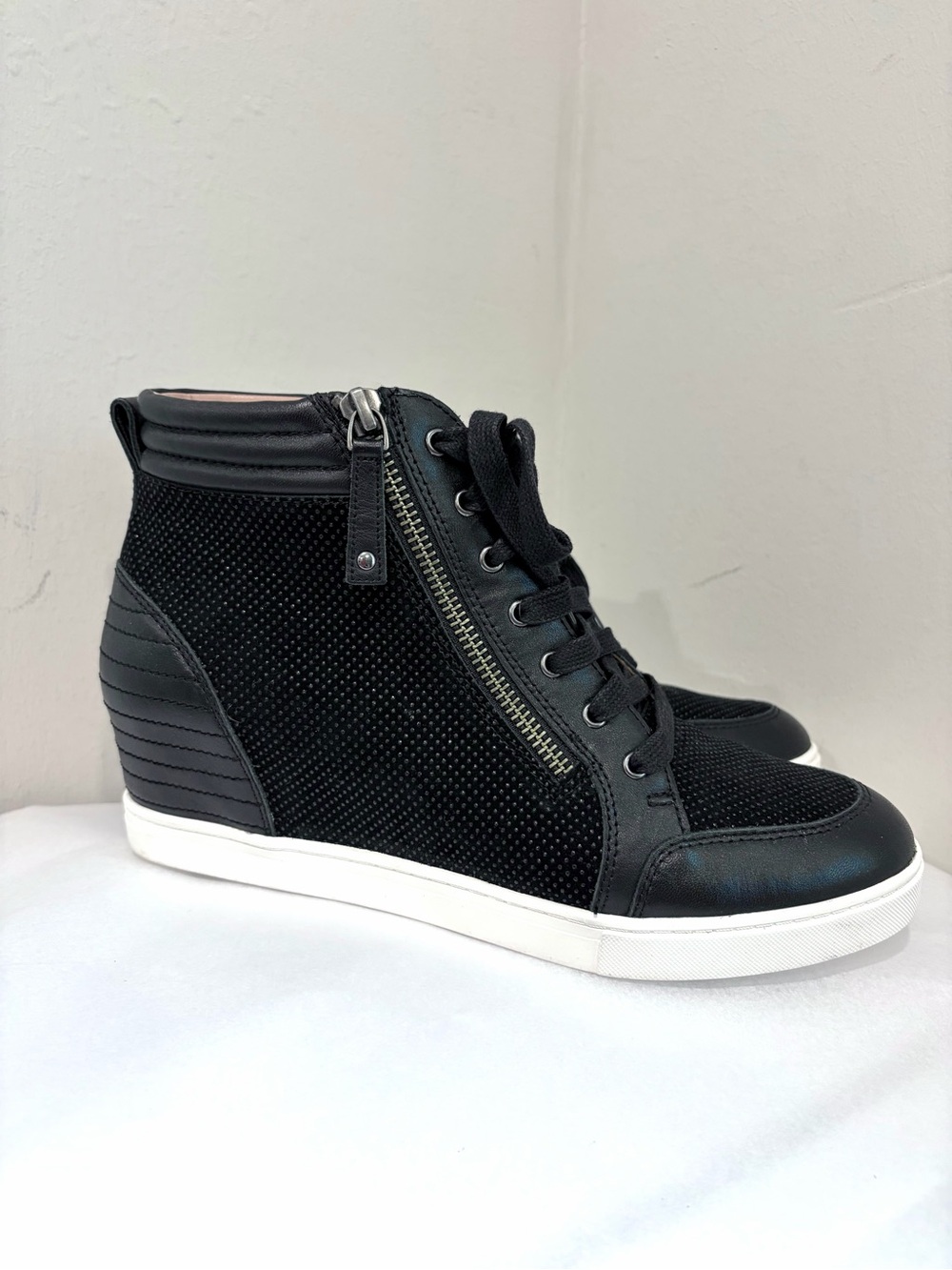 Linea Paolo Niya Textured Dot Hidden Wedge Sneakers